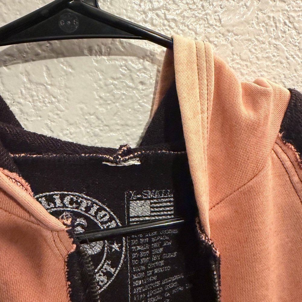 affliction - Picture 2 of 4